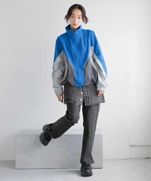 LOWRYS FARM  ローリーズファーム トラックラインブルゾン 楽天市場】【SALE／30%OFF】トラックラインブルゾン LOWRYS FARM