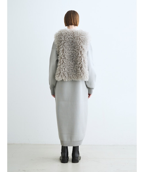 【新品】スリードッツ　ウェイビーファー ショートジレ　グレーベージュ three dots(スリードッツ)｜ウェイビーファー ショートジレ