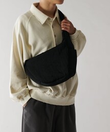 Lui's（ルイス）の「【ITTI / イッチ】ANNIE PUFFER TOWN MOON BAG（ショルダーバッグ）」