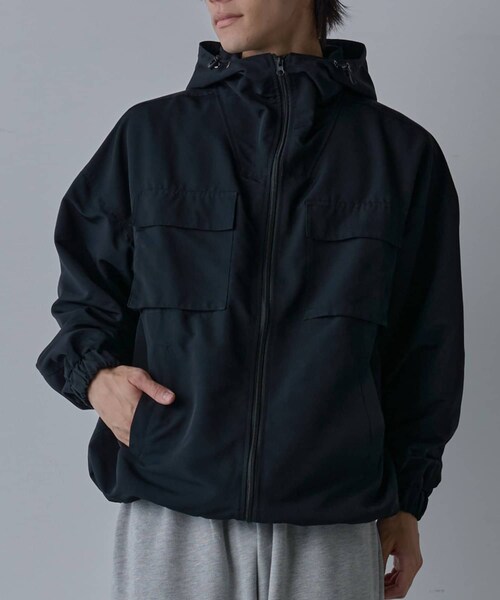 COLONY 2139(コロニートゥーワンスリーナイン)の「ビッグフーディー(マウンテンパーカー・メンズ・グレージュ/ブラック・M/L)」の2枚目の写真