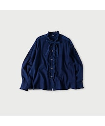 45R45rpm 藍ダンガリーインドカディのタックフリルボウタイブラウス 45R（フォーティファイブアール）の「藍インドカディのタックフリル