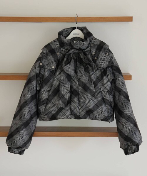 one after another NICE CLAUP（ワンアフターアナザーナイスクラップ）の「【premium order】リボン取り外し可/フェイクダウンジャケット（ダウンジャケット/コート・レディース・アイボリー/グレー/ブラック/その他1・FREE）」の4枚目の写真