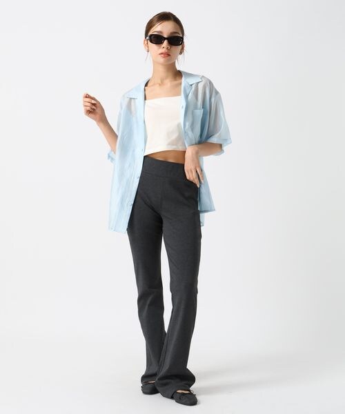 FOREVER 21(フォーエバー トゥエンティーワン)の「レイヤードカットフレアパンツ(フォーマルスーツ/小物・ブラック09/グレー10・S/M)」の9枚目の写真