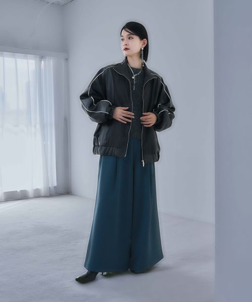HARE（ハレ）の「フェイクレザーキリカエトラックジャケット