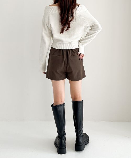 Heather(ヘザー)の「細コーデュロイショートパンツ(パンツ・ブラック 09/ブラウン 58・S/M)」の4枚目の写真