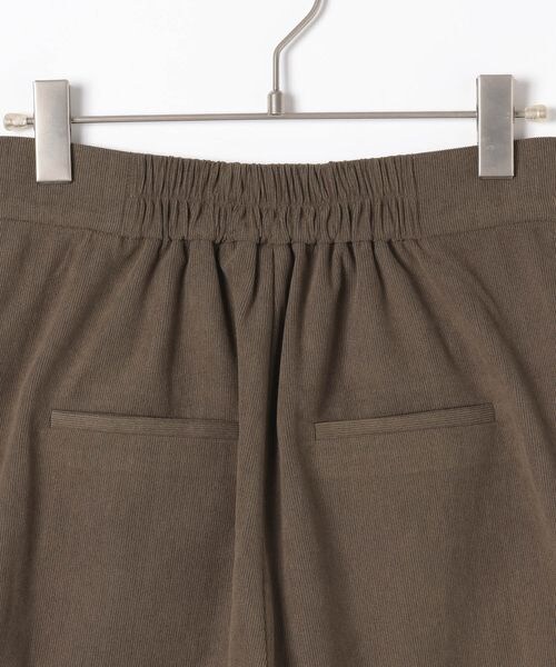 Heather(ヘザー)の「細コーデュロイショートパンツ(パンツ・ブラック 09/ブラウン 58・S/M)」の12枚目の写真
