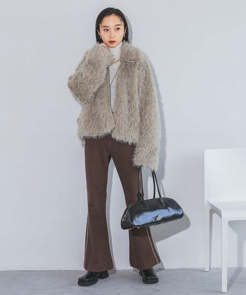 JEANASIS（ジーナシス）の「フェイクレザーボーリングBAG（バッグ・ブラック(09)/グレー(12)/ボルドー(35)・FREE）」の8枚目の写真