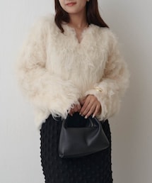 Lui's | リサイクルシャギーショートVネックニット(ニット/セーター)