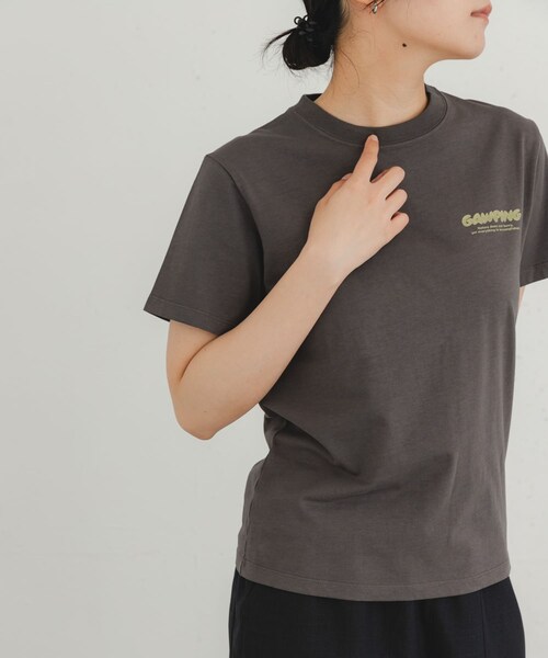 EKAL（エカル）の「製品染GAWPINGロゴTシャツ（Tシャツ/カットソー・レディース・オフ/ピンク/グラファイト・one）」の4枚目の写真