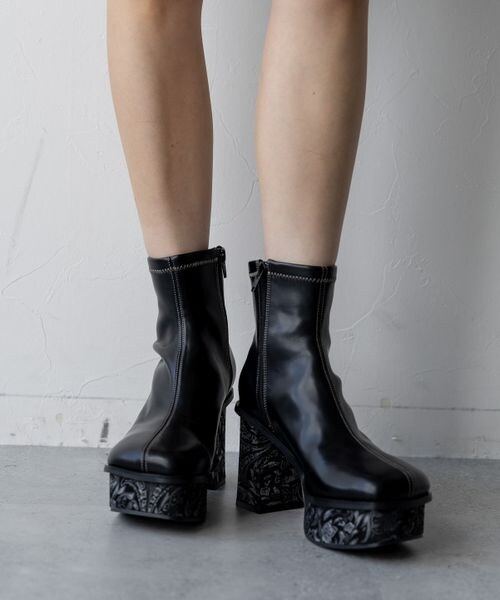 HARE（ハレ）の「ガラソールチャンキーブーツ（）」 - WEAR