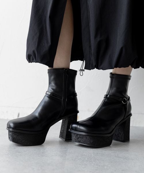 ガラソールチャンキーブーツ HARE（ハレ）の「ガラソールチャンキーブーツ（）」 - WEAR