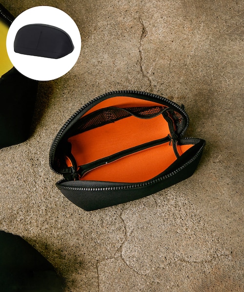 3coins(3coins)の「ネオプレーンポーチ:S/MENS(ポーチ・メンズ・ブラック・FREE)」の1枚目の写真