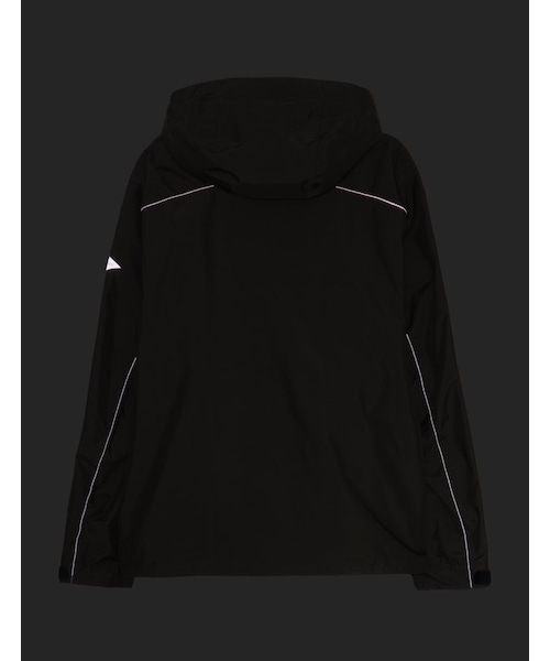 and wander（アンドワンダー）の「2.5L hiker rain jacket