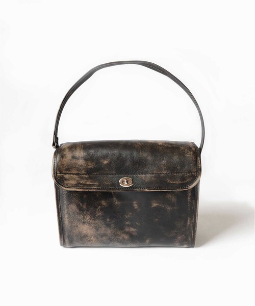 HOLIDAY（ホリデイ）の「LEATHER FLAP BAG（）」 - WEAR