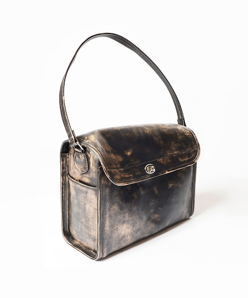 HOLIDAY（ホリデイ）の「LEATHER FLAP BAG（）」 - WEAR