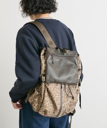ear PAPILLONNER（イアパピヨネ）の「≪ノベルティ対象≫【BURLAP OUTFITTER×ear】《A4サイズ対応/撥水/ユニセックス》レザーコンビライトミニリュック（バックパック/リュック）」