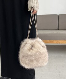 CAPRICIEUX LE'MAGE（カプリシューレマージュ）の「エコファー巾着バッグ（ハンドバッグ・レディース）」