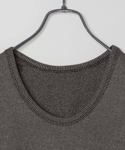 JEANASIS（ジーナシス）の「ソフトラメリブUネックLS TEE（トップス・ホワイト系その他(08)/ブラック系その他(09)・FREE）」の4枚目の写真