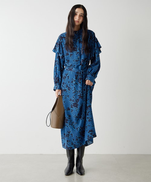 GALLARDAGALANTE（ガリャルダガランテ）の「ボタニカルプリントワンピース（シャツワンピース・レディース・イエロー/ブルー・F）」の2枚目の写真