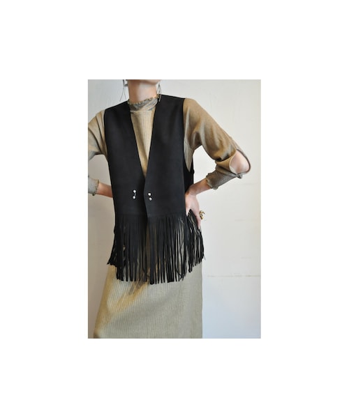 --（--）の「ナックルフリンジベスト（ベスト・レディース・ホワイト/ブラック・one）」の2枚目の写真