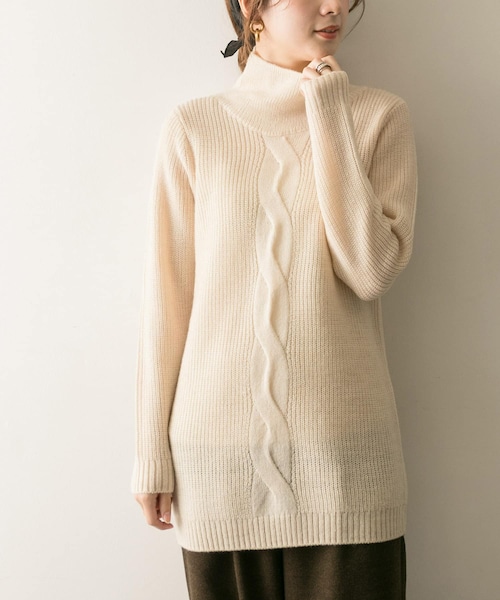 FILBLANC　杢ケーブルニット∴