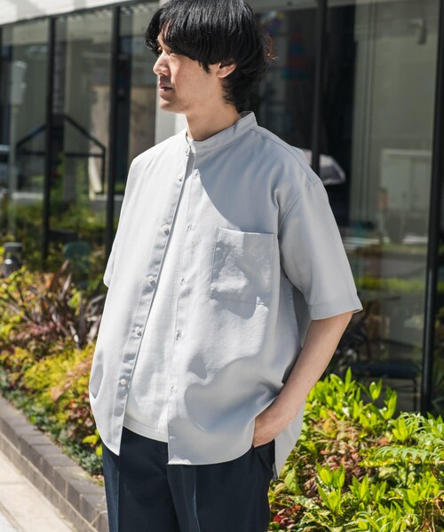 URBAN RESEARCH DOORS（アーバンリサーチドアーズ）の「『XLサイズ/WEB限定』『吸水速乾』セオアルファバンドカラーショートスリーブ シャツ（シャツ/ブラウス・メンズ・BLUE/L.GRAY/CHARCOAL/STRIPE・M/L/XL）」の22枚目の写真