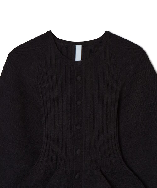 CFCL（シーエフシーエル）の「POTTERY VELVET PUFF SLEEVE CARDIGAN（トップス・レディース・BLACK/01/RED/60・F）」の4枚目の写真