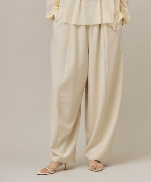 Curensology（カレンソロジー）の「ダブルクロスドロストパンツ