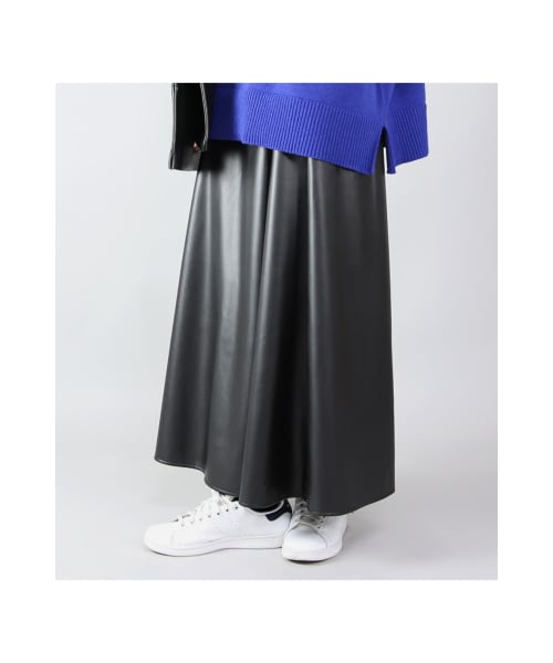 and it_(アンドイット)の「フェイクレザーフレアスカート M(その他・レディース・その他)」の9枚目の写真