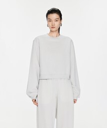 JNBY（ジェーエヌビーワイ）の「Metallic Cropped Sweatshirt（スウェット）」