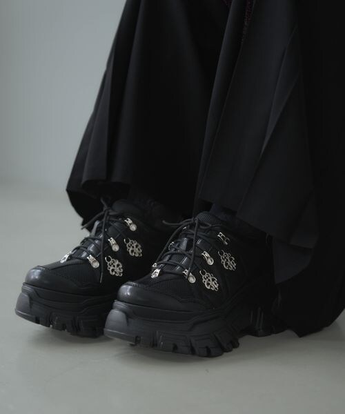 【オープニング 大放出セール】 HARE（ハレ）の「チャイナパーツスニーカー（）」 WEAR - 靴
