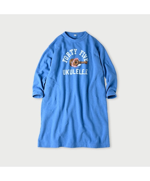 45R葉山ものがたり ウクレレちゃんベタッチカレッジプリントのドレス グレー 60550042d6.jpg