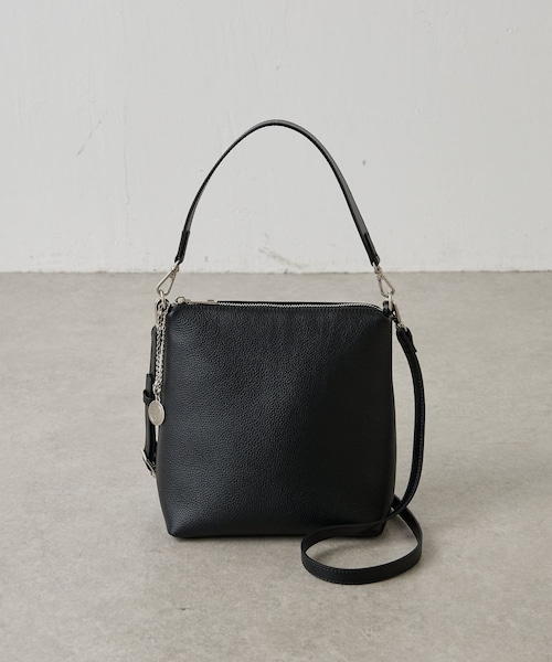 BEARDSLEY（ビアズリー）の「シンプルソフトレザーショルダーバッグ