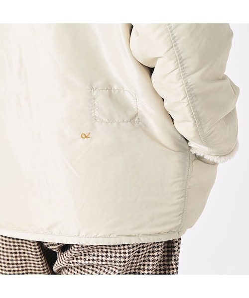 45R（フォーティファイブアール）の「厚ナイロン×ボアの908フード