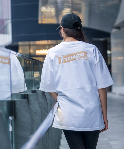 FUNGO TOKYO(ファンゴトウキョウ)の「WAVE LOGO バックプリント半袖Tシャツ(Tシャツ/カットソー・レディース・ホワイト/ブラック・S/M/L/XL)」の6枚目の写真