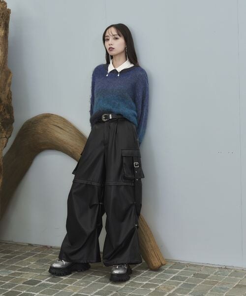 HARE（ハレ）の「グラデーションルーズニット（トップス・ブラック09/レッド35/ブルー85・FREE）」の9枚目の写真