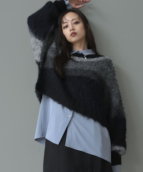 HARE（ハレ）の「グラデーションルーズニット（トップス・ブラック09/レッド35/ブルー85・FREE）」の11枚目の写真