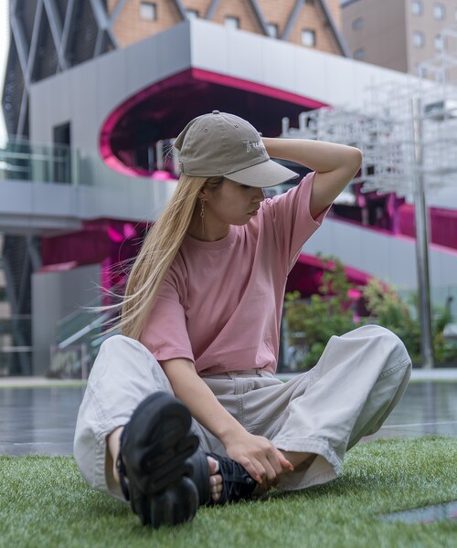 FUNGO TOKYO(ファンゴトウキョウ)の「UPPER LOGO バックプリント半袖Tシャツ(Tシャツ/カットソー・レディース・ホワイト/ネイビー/ベージュ/ピンク・S/M/L/XL)」の13枚目の写真