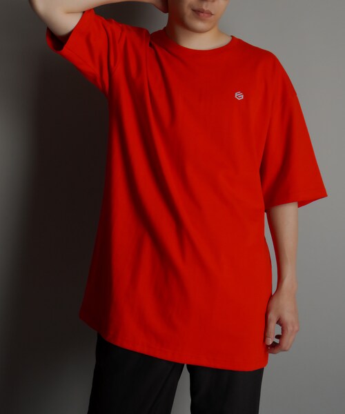 FUNGO TOKYO(ファンゴトウキョウ)の「LOWER LOGO バックプリント半袖Tシャツ(Tシャツ/カットソー・レディース・ホワイト/ブラック/グレー/レッド・S/M/L/XL)」の8枚目の写真