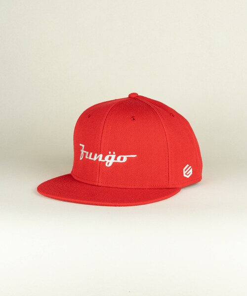 FUNGO TOKYO(ファンゴトウキョウ)の「平ツバロゴ刺繍CAP/RED×WH(キャップ・レディース・RED×WH・one)」の2枚目の写真