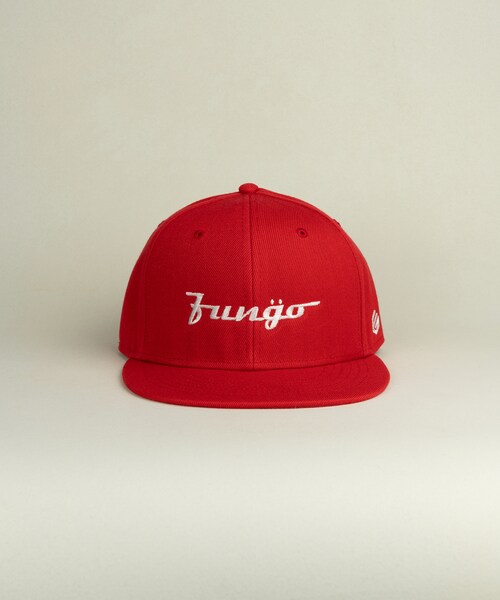 FUNGO TOKYO(ファンゴトウキョウ)の「平ツバロゴ刺繍CAP/RED×WH(キャップ・レディース・RED×WH・one)」の4枚目の写真