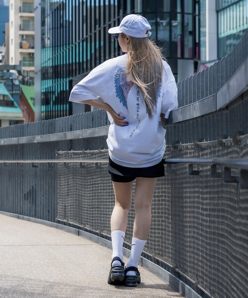 FUNGO TOKYO（ファンゴトウキョウ）の「WINGS バックプリント半袖Tシャツ（Tシャツ/カットソー・レディース・MONO/PASTEL・L）」の8枚目の写真