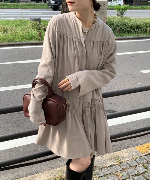 DouDou（ドゥドゥ）の「フィブリルチュニックブラウス（チュニック・レディース・オフホワイト/ベージュ/ブラック・F）」の3枚目の写真