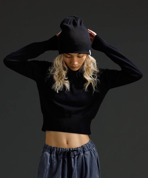 COLONY 2139（コロニートゥーワンスリーナイン）の「【paradigm】クルーネックショートプルオーバーコットンニット（ニット/セーター・レディース・ダークグレー/ブラック・S/M）」の2枚目の写真