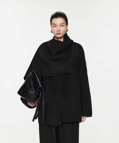 JNBY（ジェーエヌビーワイ）の「Classic Scarf-neck Jacket（その他アウター・レディース・ピンク/ブラック・36/38/40）」の2枚目の写真