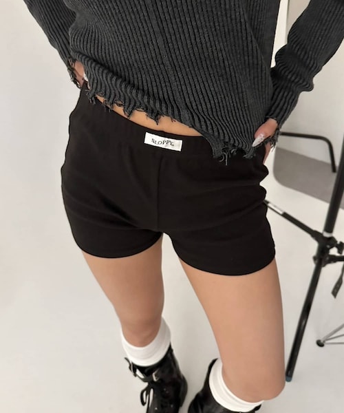 WHO'S WHO gallery（フーズフーギャラリー）の「【SLOPPY/スロッピー】リブショートパンツ（パンツ・レディース・グレー/チャコールグレー/ブラック・F）」の2枚目の写真