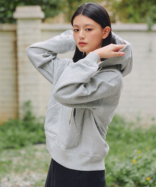 Champion(チャンピオン)の「Champion / 10oz 寬版刺繡連帽外套(その他・レディース・黑色/灰色・黑色/灰色)」の5枚目の写真