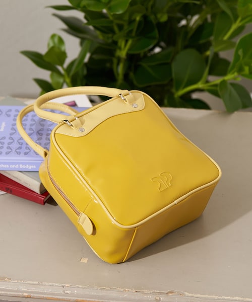 【残りわずか】 CIAOPANIC（チャオパニック）の「バイカラースクエア バッグ