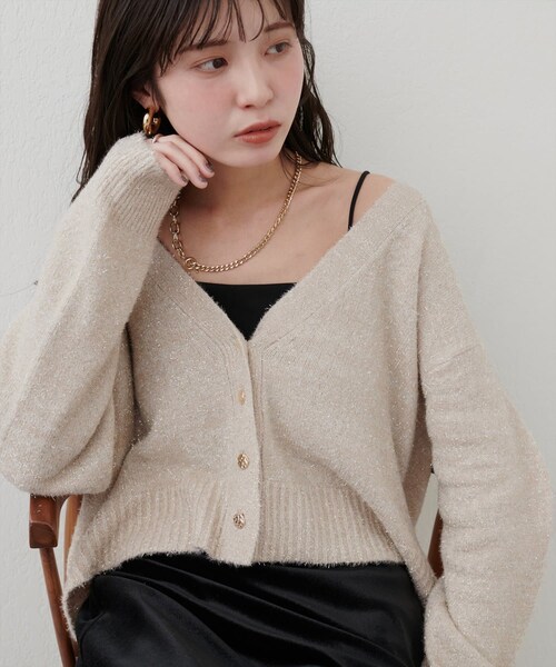 【きぬプロデュース/mumucu】ナチュラルフェミニンフェザーカーディガン きぬプロデュース/mumucu】ナチュラルフェミニンフェザーカーディガン