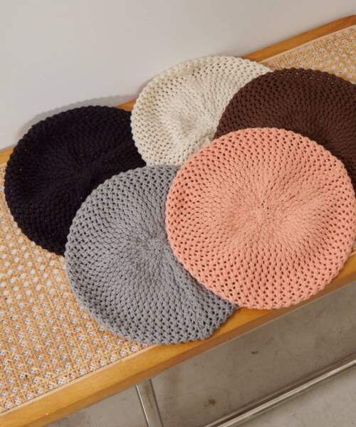 CIAOPANIC TYPY(チャオパニックティピー)の「メッシュニットベレー(ハンチング/ベレー帽・レディース・オフホワイト/グレー/ブラック/ブラウン/サーモンピンク・ONE)」の5枚目の写真